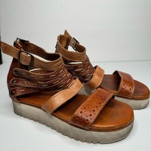Bed|Stu Women’s Artemia Leather Sandals